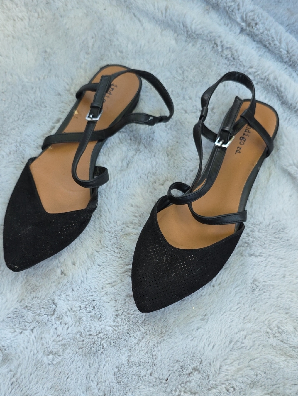 Indigo Rd. Pointed Toe Ankle Strap Flats Black 7.5